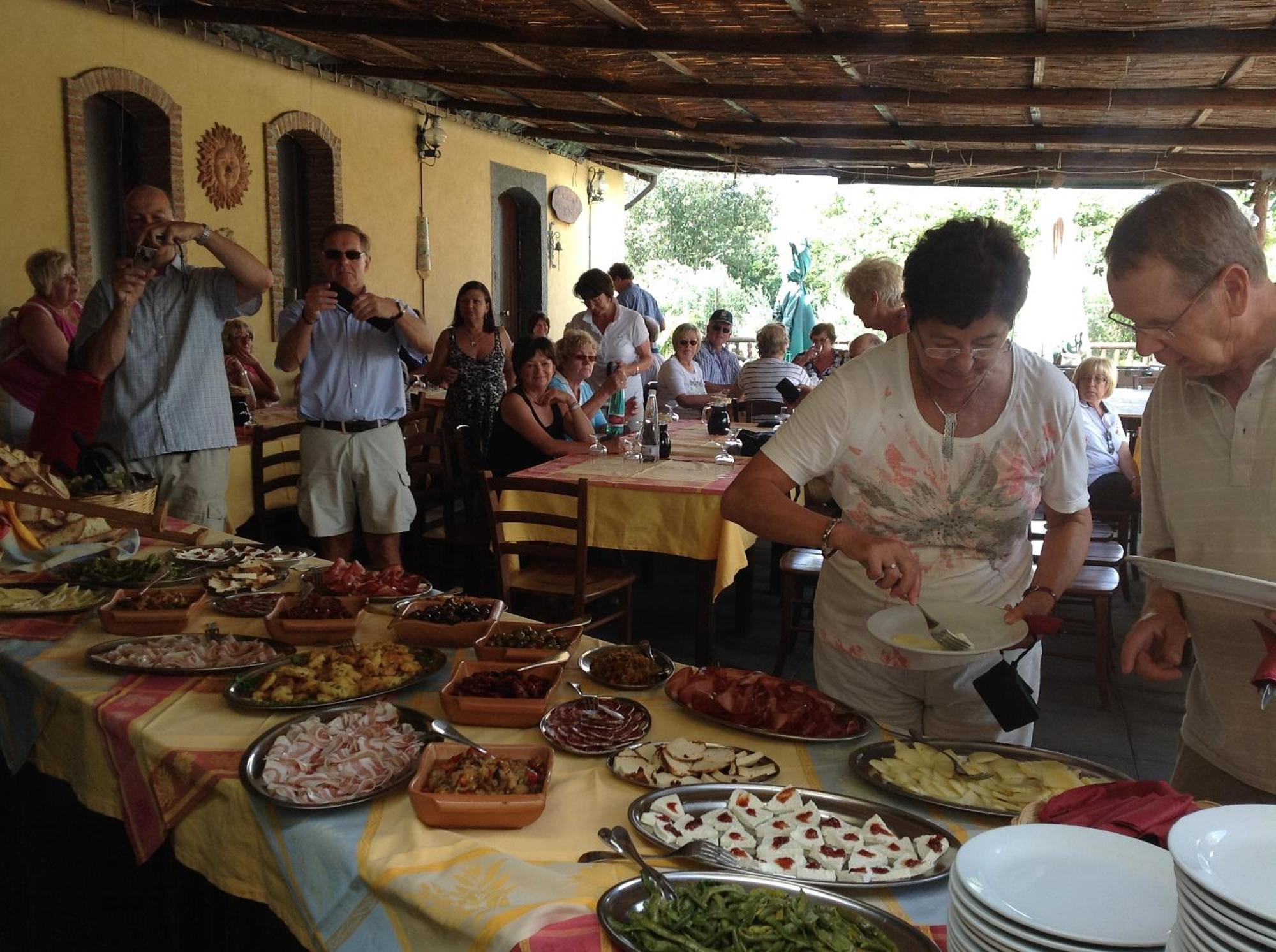 Agriturismo Borgo San Nicolao รานดัซโซ ภายนอก รูปภาพ