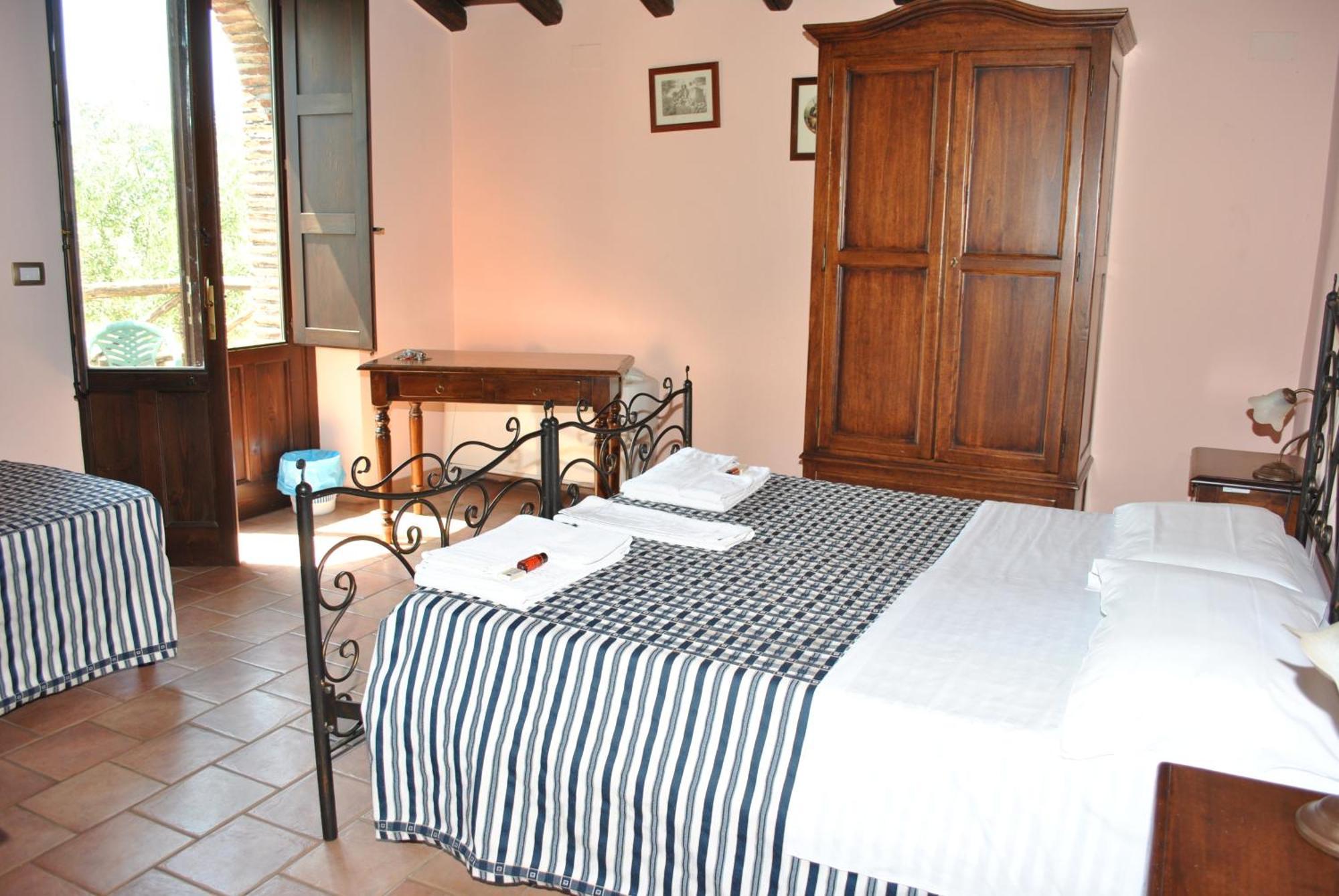 Agriturismo Borgo San Nicolao รานดัซโซ ภายนอก รูปภาพ